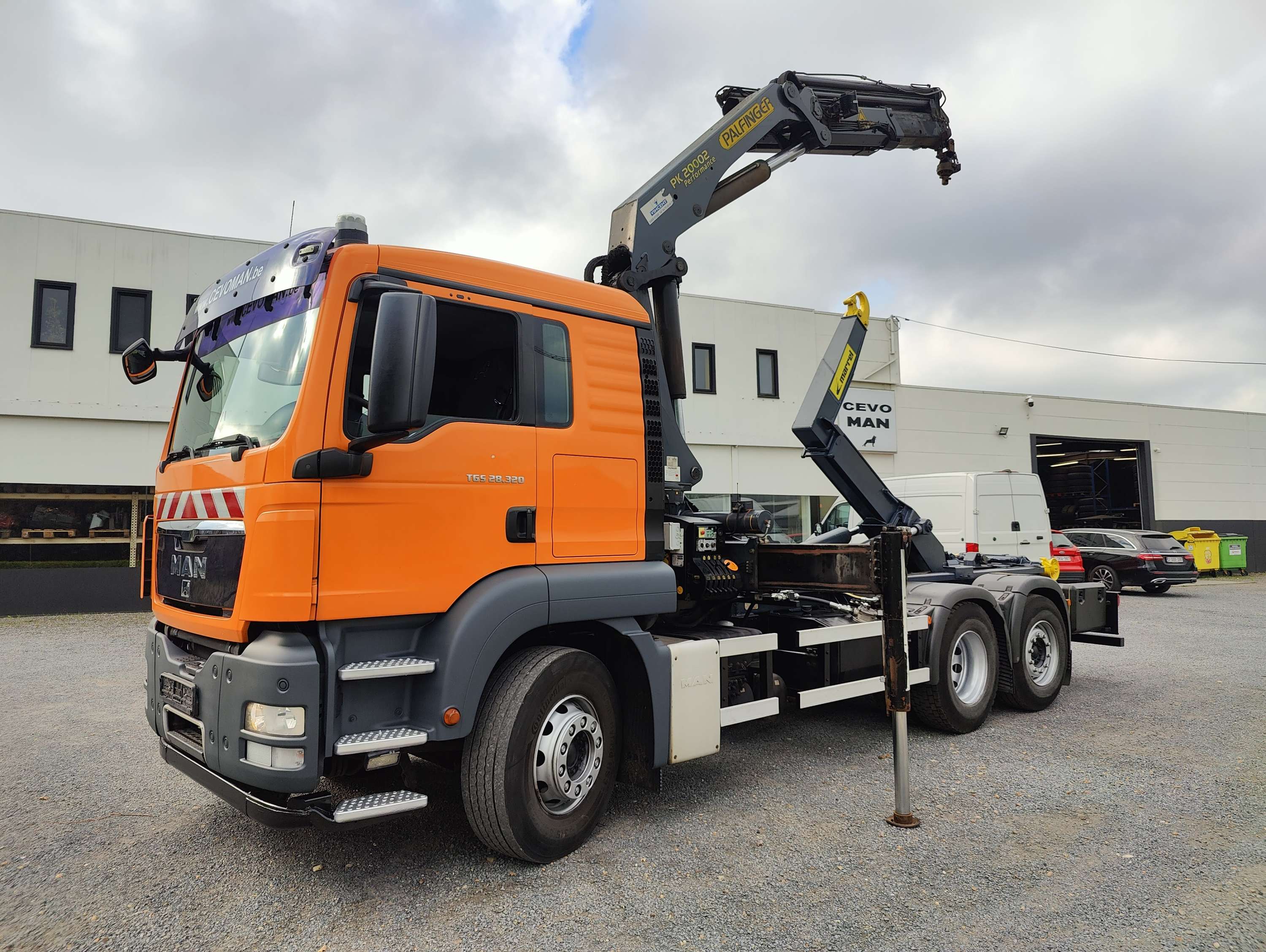 TGS 28.320 Palfinger PK20002